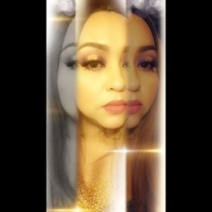 Meet your Posher, Yaneli